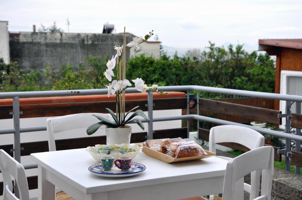 B&B Casa Di Donna Trecase Luaran gambar